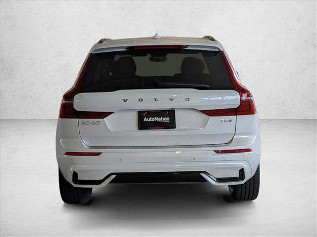New 2026 Volvo XC60 T8 Plus w/ Climate Package PRO AWD/4WD image 7