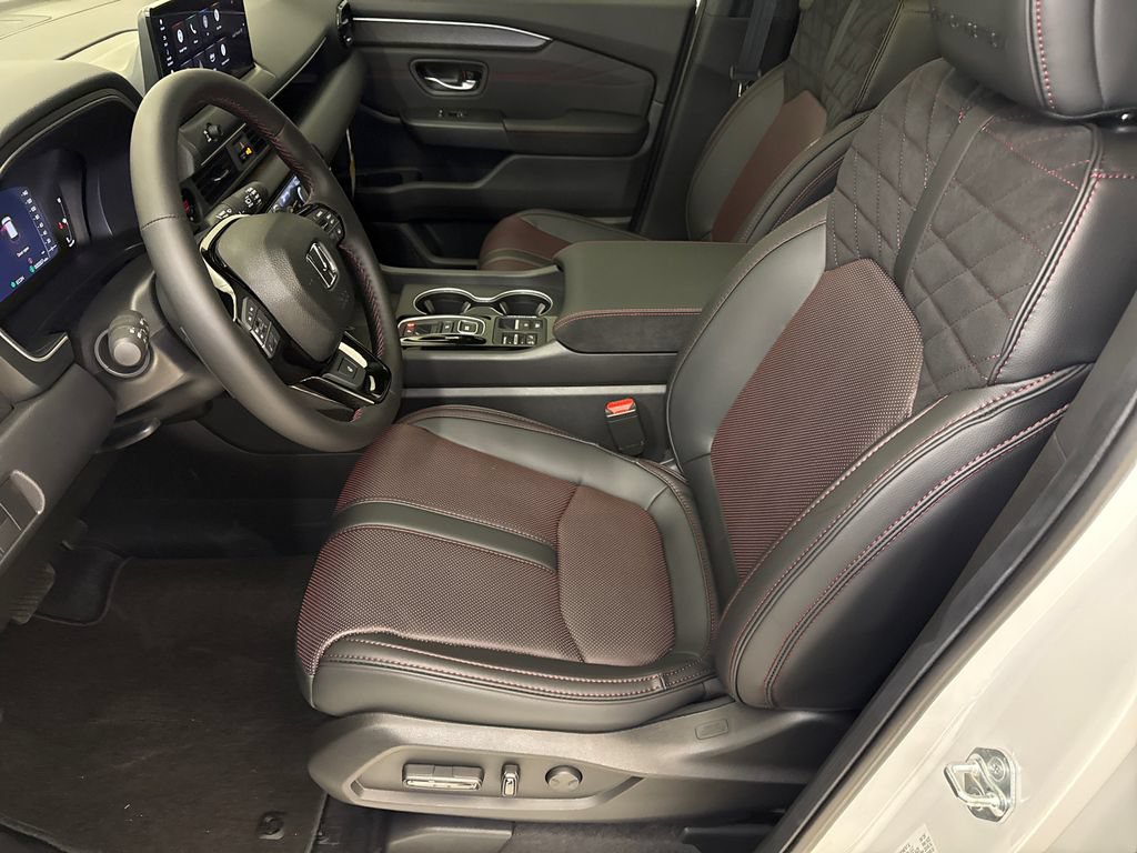 New 2026 Honda Pilot Black Edition image 18