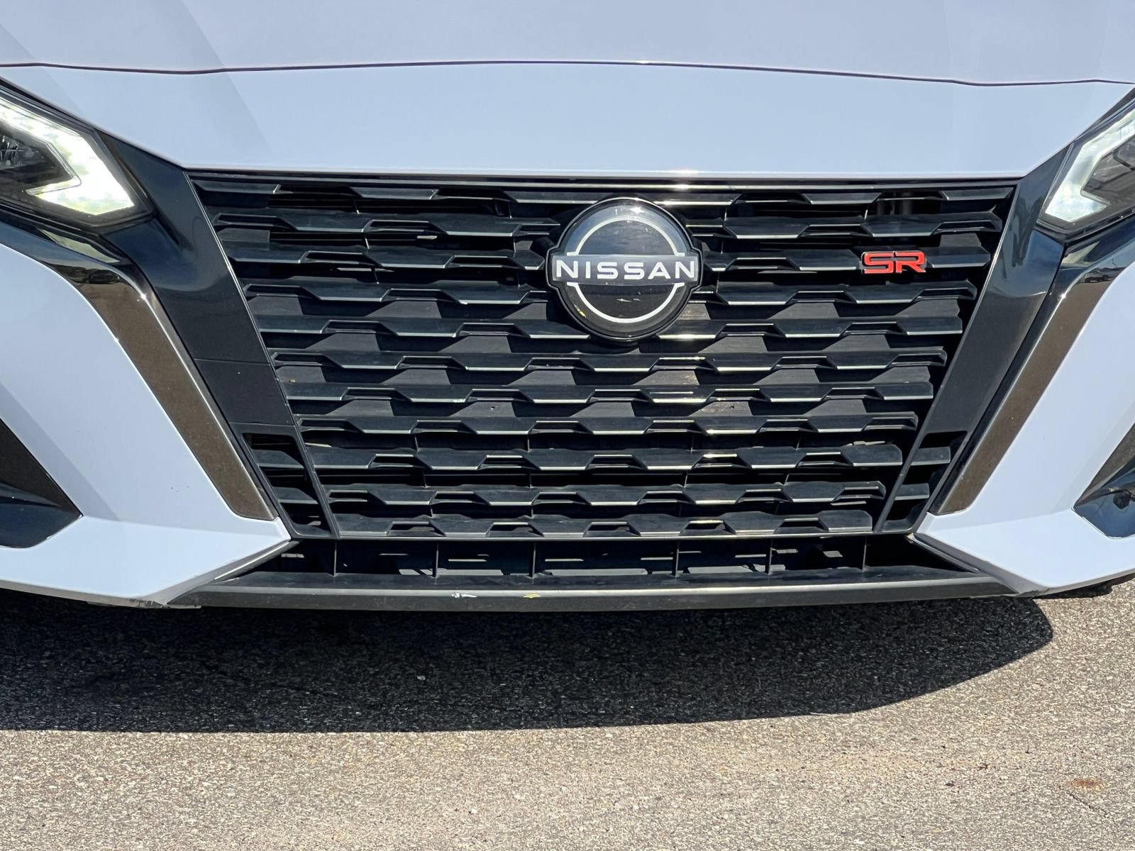 Used 2024 Nissan Altima 2.5 SR FWD image 38