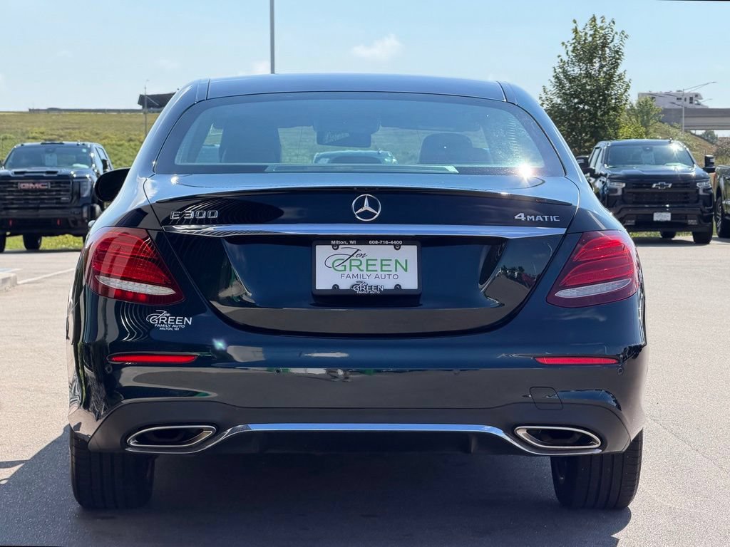 Used 2018 Mercedes-Benz E 300 4MATIC image 8