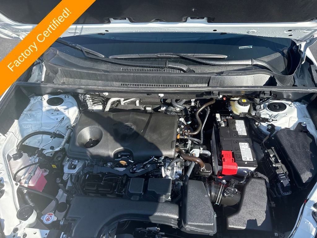 Used 2025 Toyota RAV4 XLE image 25