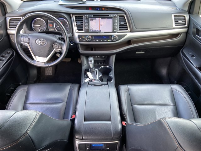 Used 2019 Toyota Highlander XLE image 53