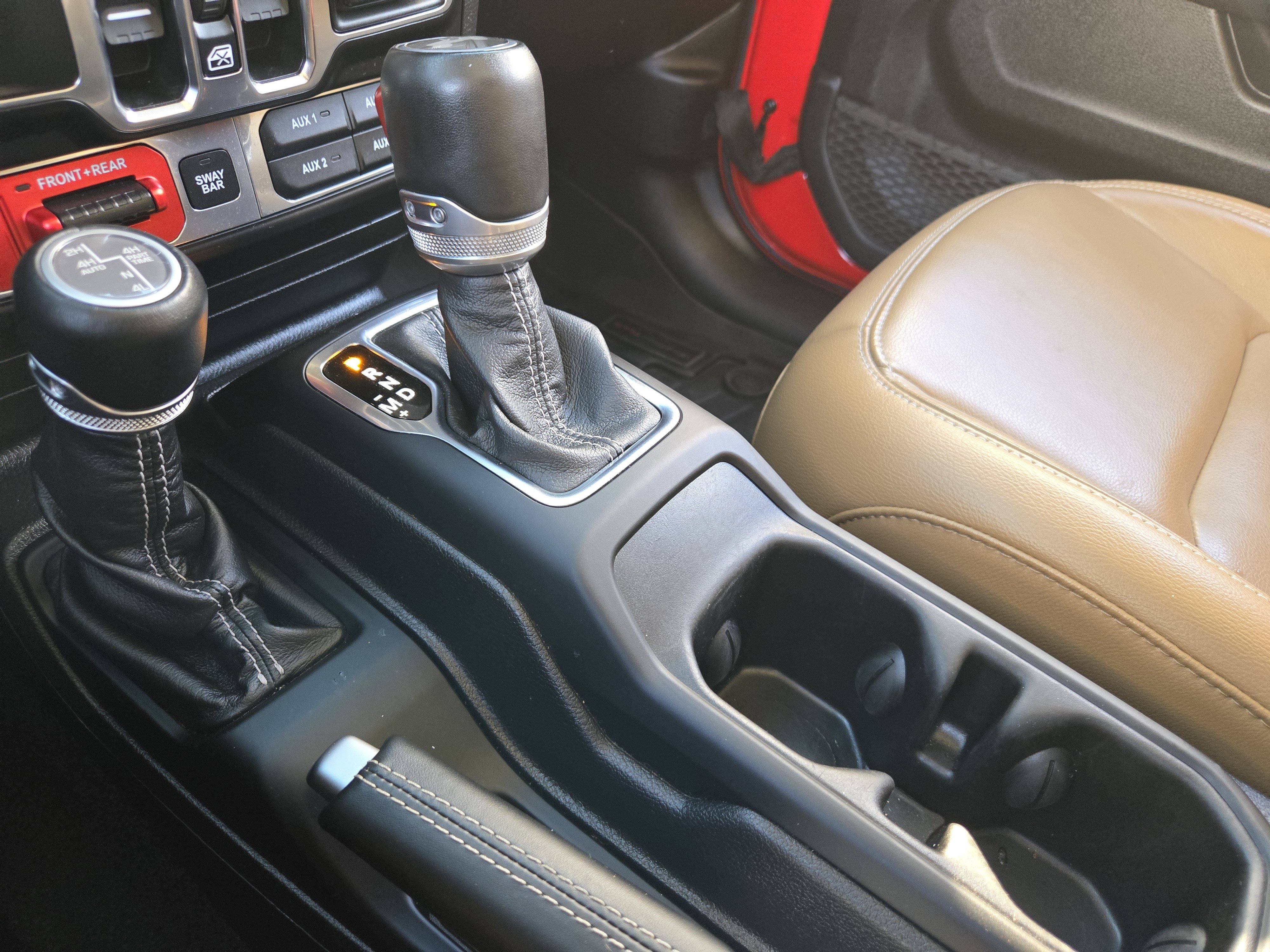 Used 2021 Jeep Wrangler Unlimited Rubicon 4xe w/ Steel Bumper Group image 23