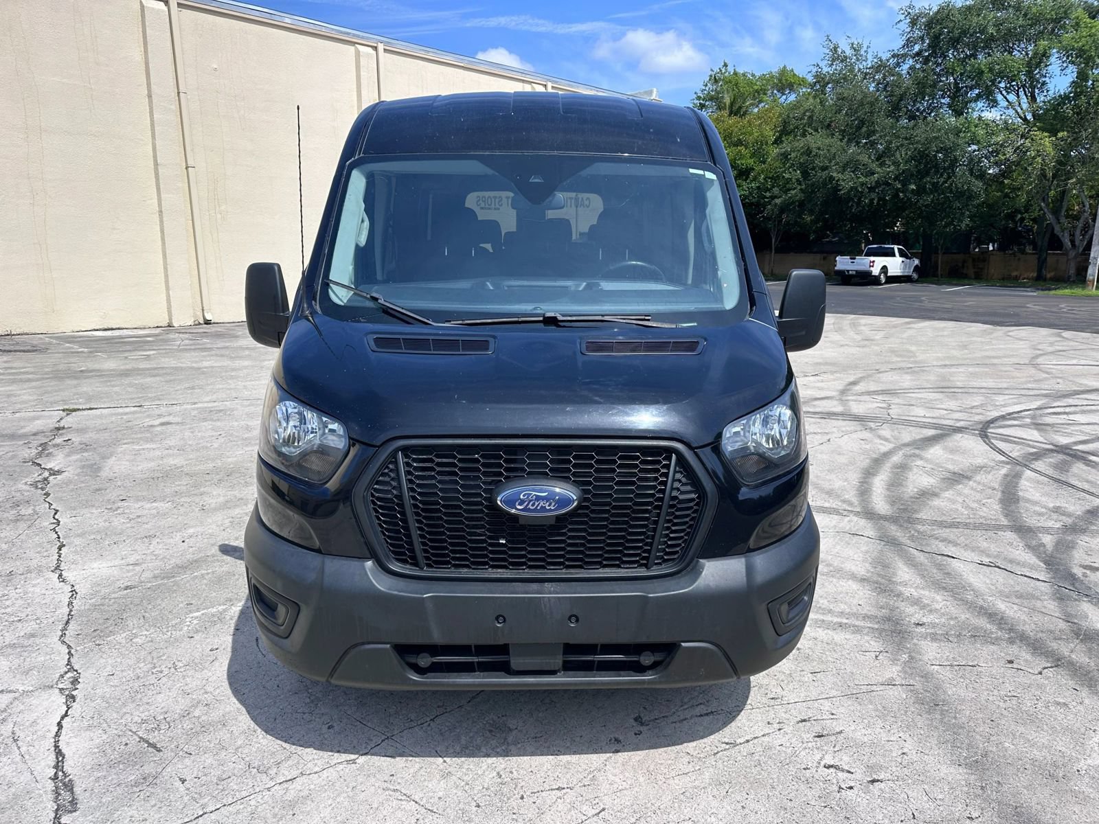 Used 2023 Ford Transit 350 XL RWD image 2