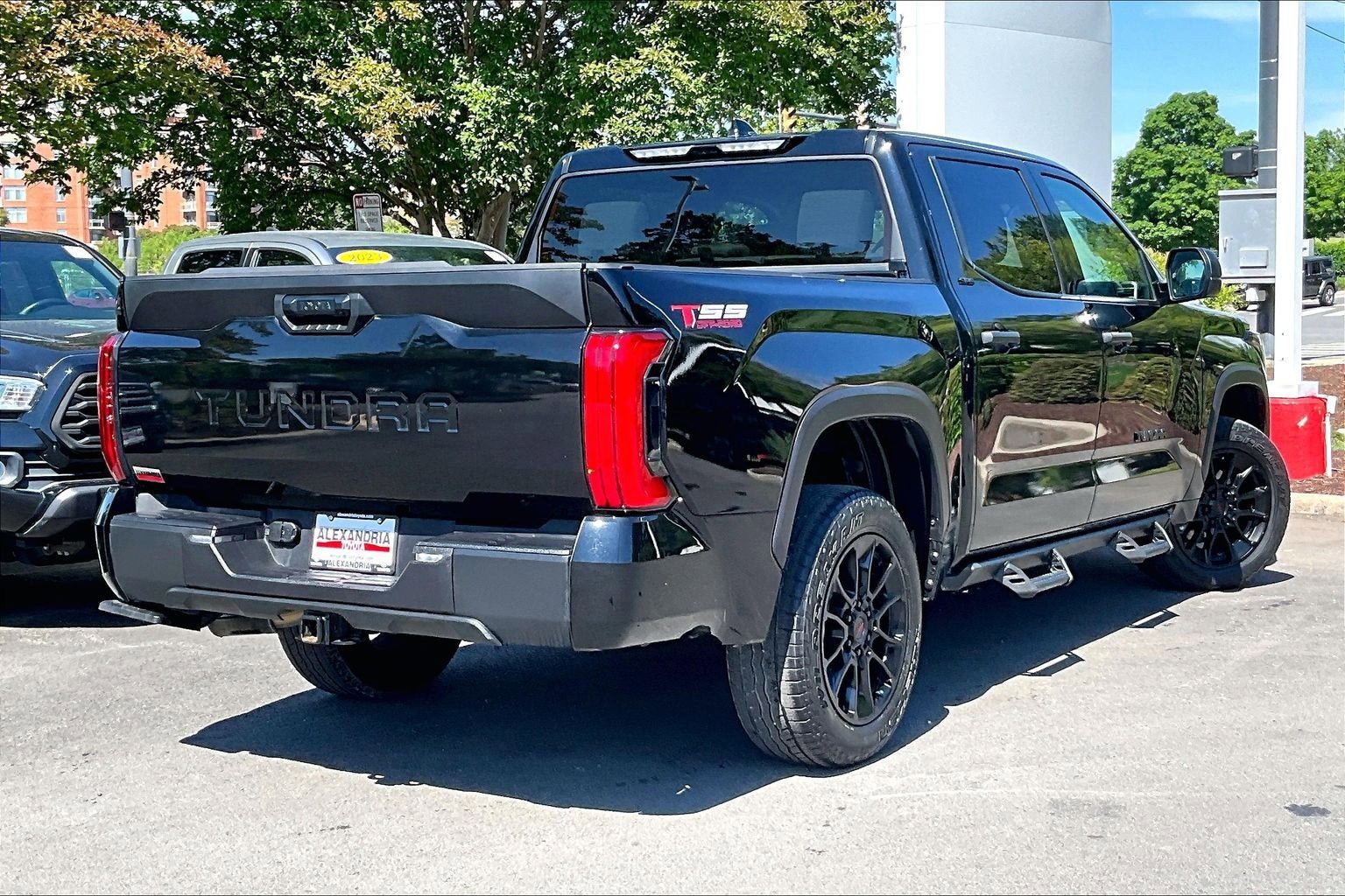 Used 2023 Toyota Tundra SR5 AWD/4WD image 12