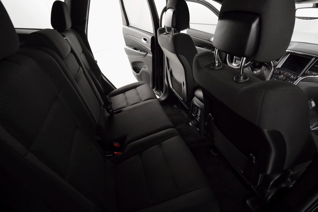 Used 2018 Jeep Grand Cherokee Laredo image 13