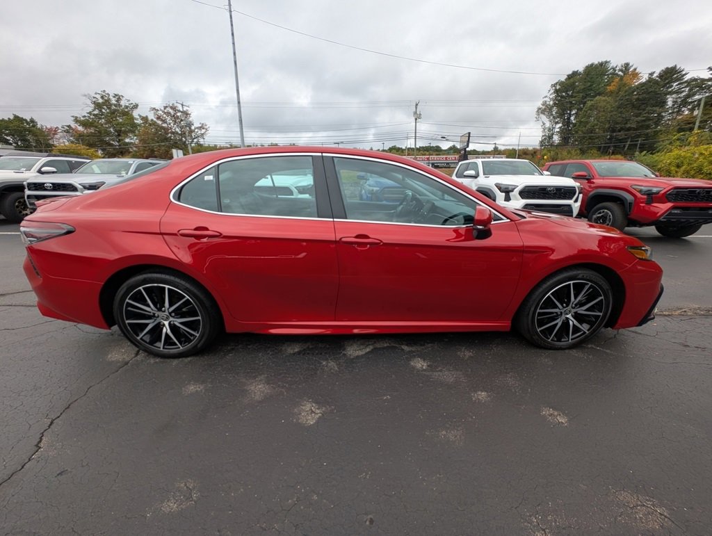 Certified 2023 Toyota Camry SE image 9
