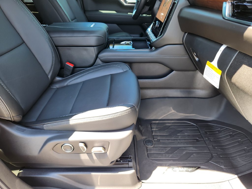 New 2026 GMC Yukon XL Denali w/ Denali Reserve Package AWD/4WD image 15