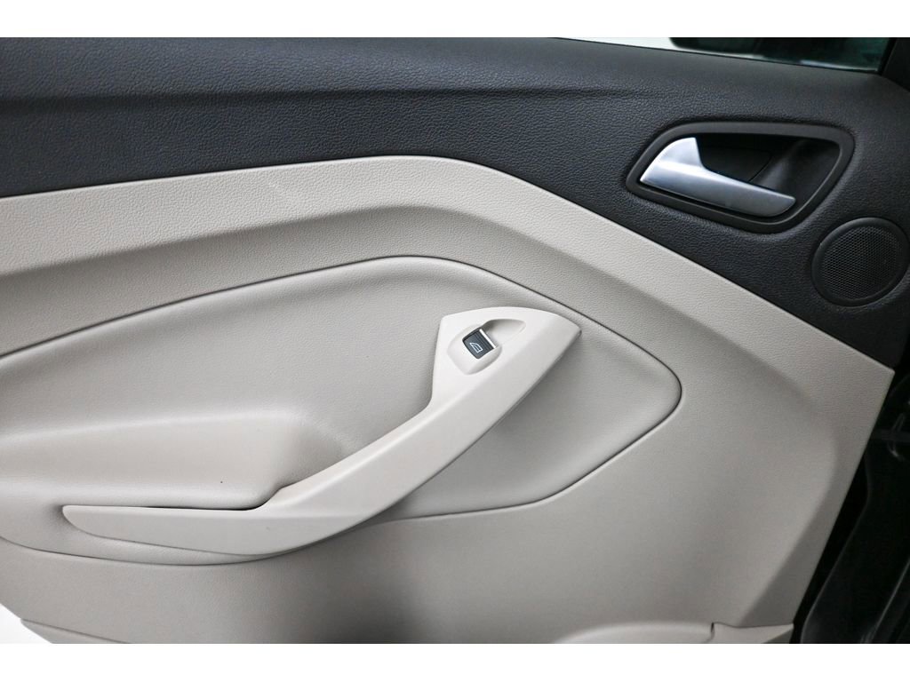 Used 2019 Ford Escape Titanium image 20