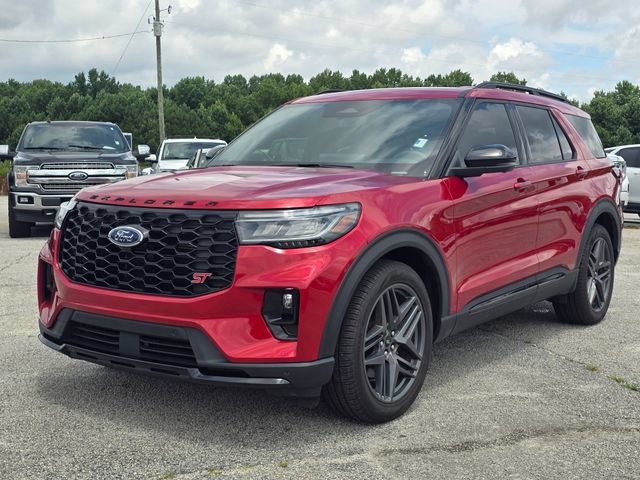 Used 2025 Ford Explorer ST AWD/4WD image 1