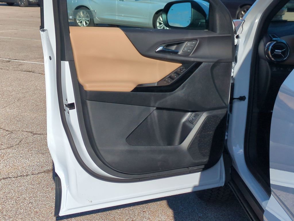 New 2026 Chevrolet Equinox ACTIV w/ Convenience Package III image 22