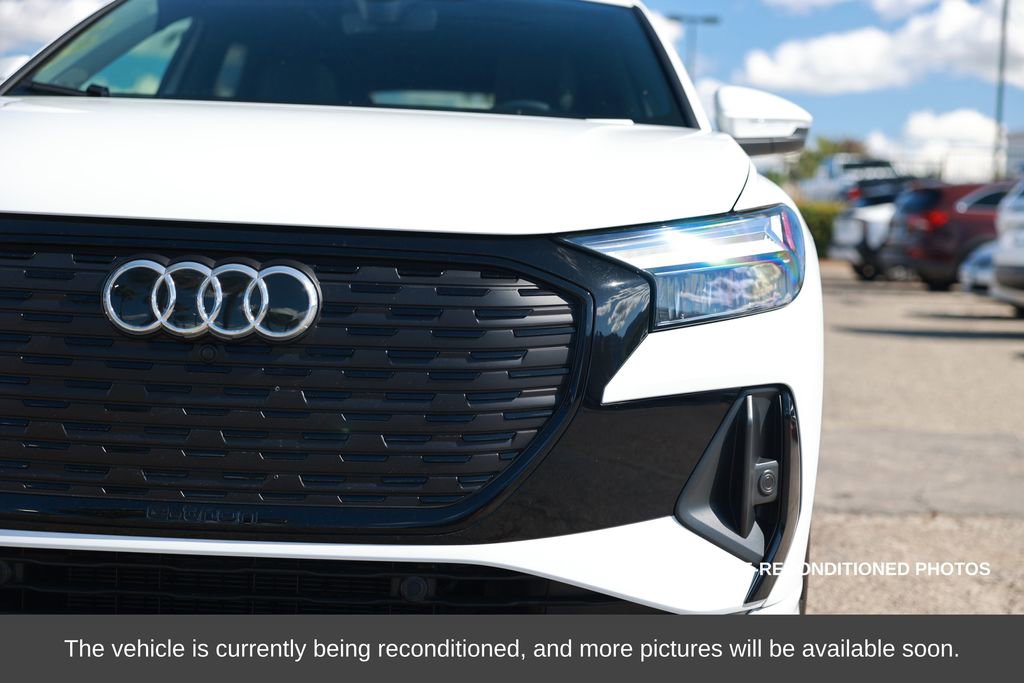 Used 2024 Audi Q4 e-tron Premium Plus w/ Premium Plus image 5