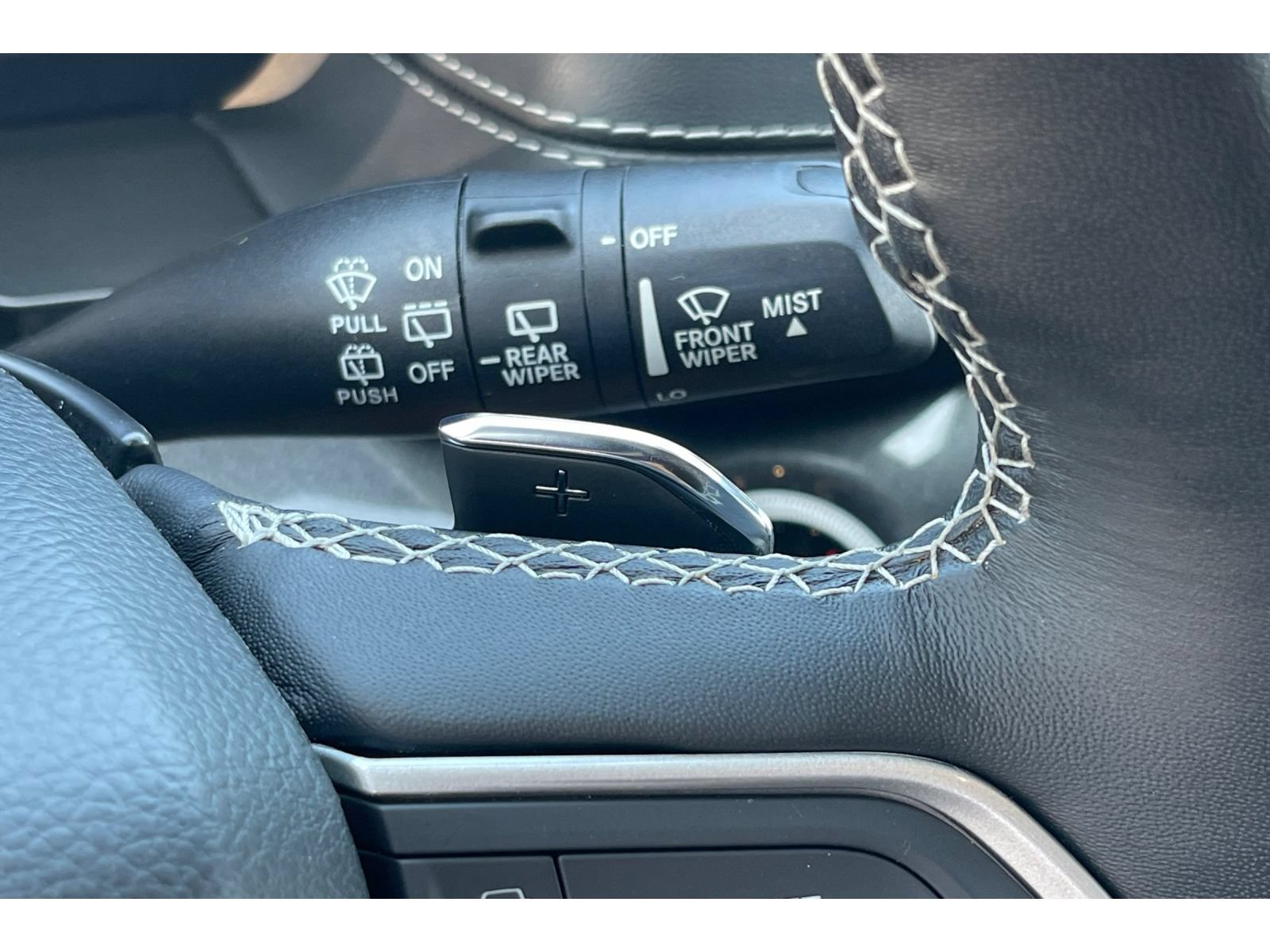 Used 2022 Jeep Grand Cherokee L Laredo RWD image 38