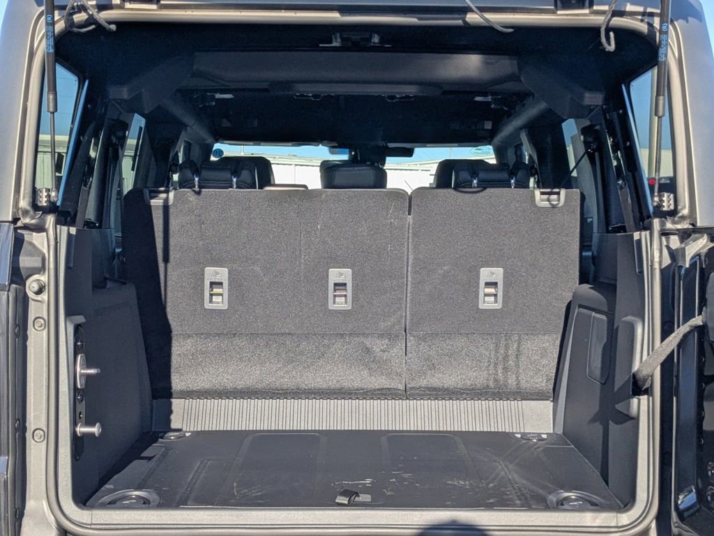 New 2025 Ford Bronco Badlands image 13