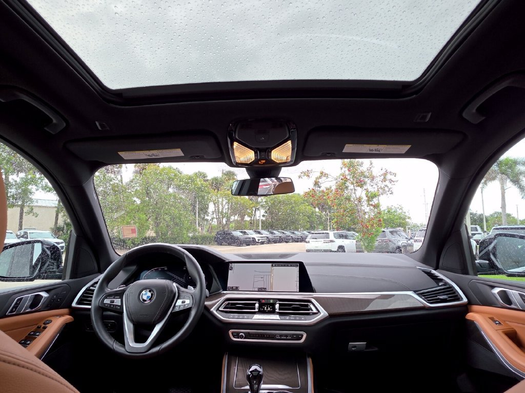 Used 2022 BMW X5 sDrive40i w/ Parking Assistance Package RWD image 25