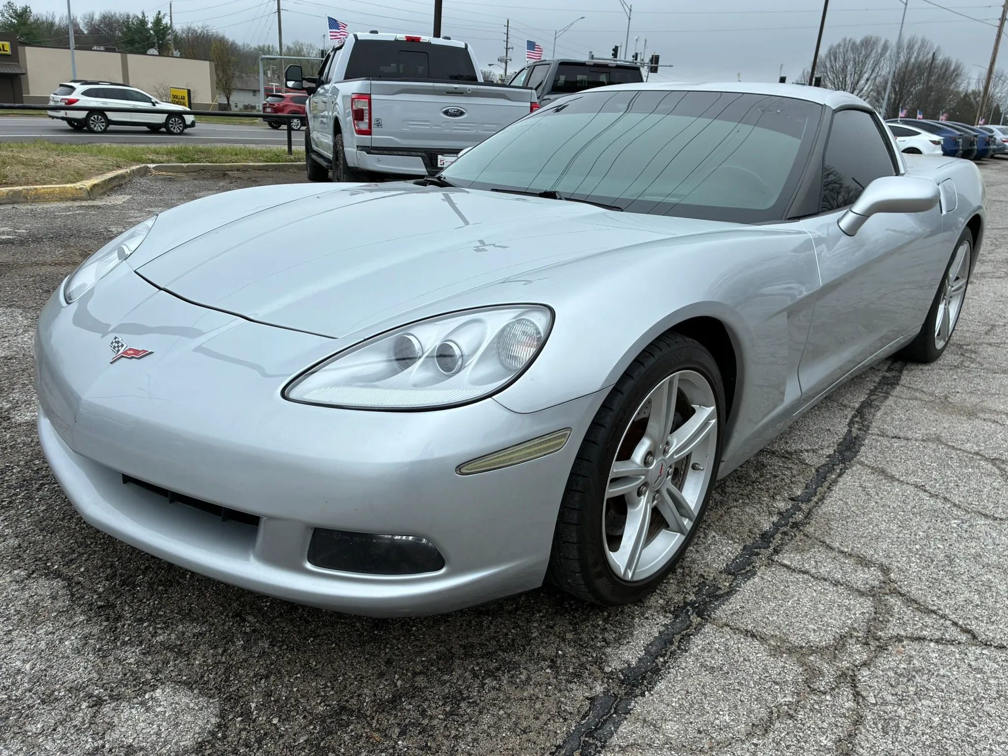 Used 2010 Chevrolet Corvette Coupe w/ Preferred Equipment Group image 2