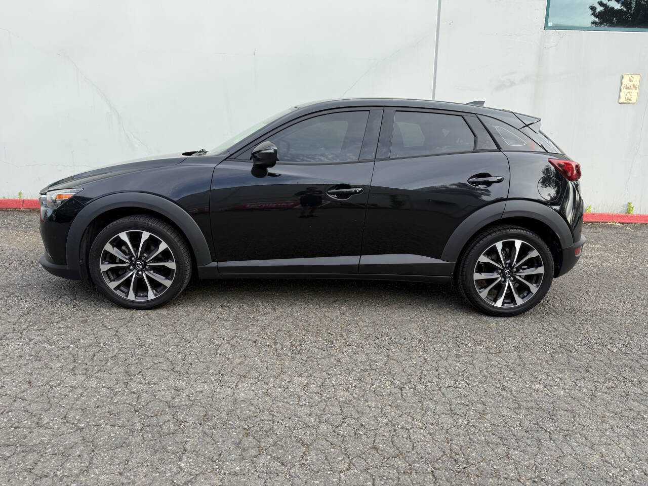 Used 2019 MAZDA CX-3 Touring AWD/4WD image 2