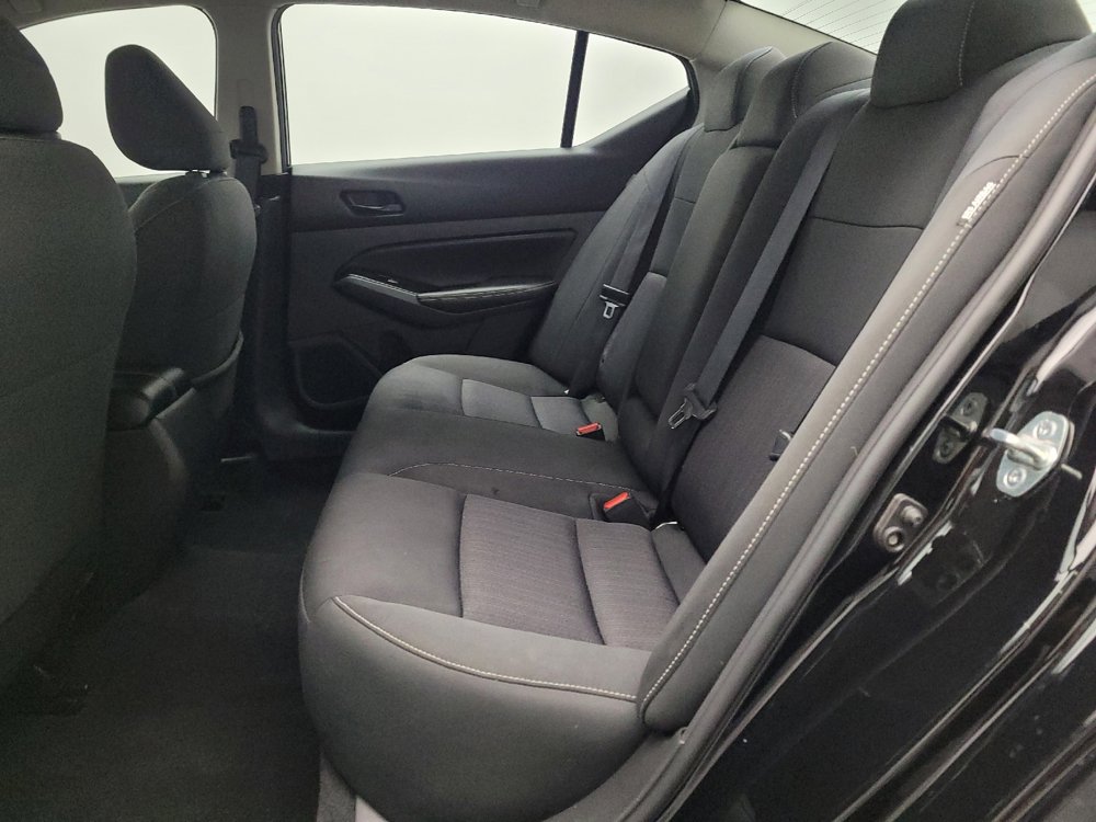 Used 2023 Nissan Altima 2.5 SV image 18