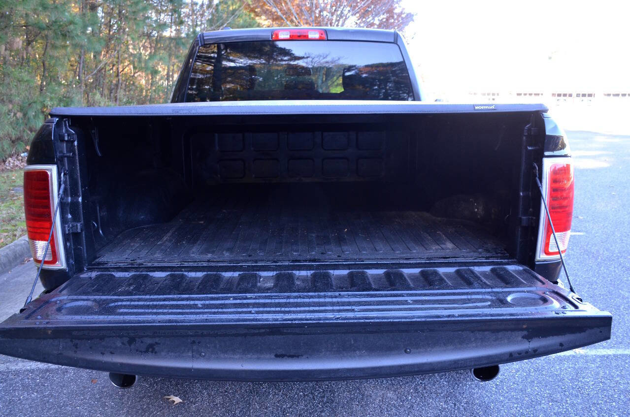 Used 2015 RAM 1500 Express w/ Black Ram 1500 Express Group image 10