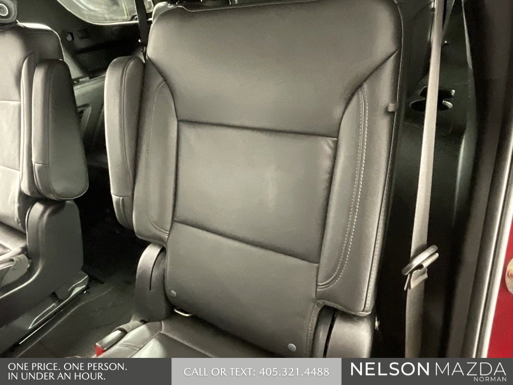 Used 2021 Chevrolet Tahoe Z71 w/ Rear Media and Nav Package image 26