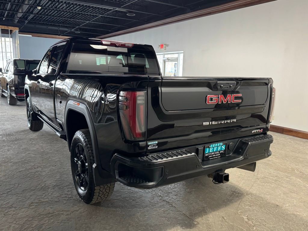 Used 2024 GMC Sierra 2500 AT4 w/ AT4 Premium Plus Package image 6