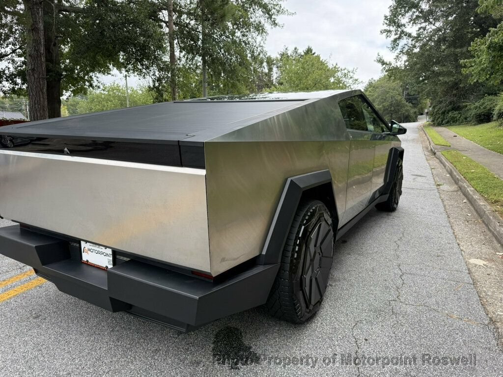 Used 2024 Tesla Cybertruck Cyberbeast AWD/4WD image 6