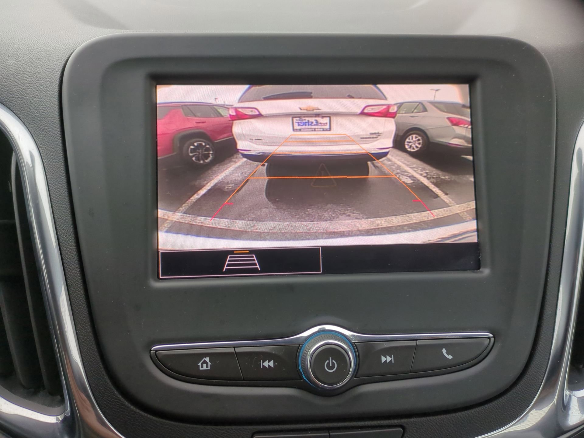 Certified 2024 Chevrolet Equinox LS w/ Driver Confidence II Package image 15