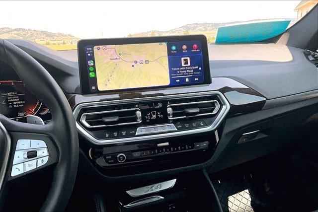Used 2023 BMW X4 xDrive30i w/ Premium Package AWD/4WD image 9
