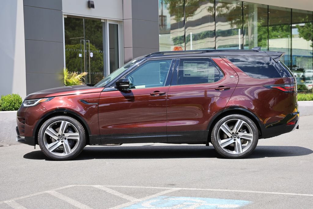 New 2026 Land Rover Discovery Limited Edition AWD/4WD image 2