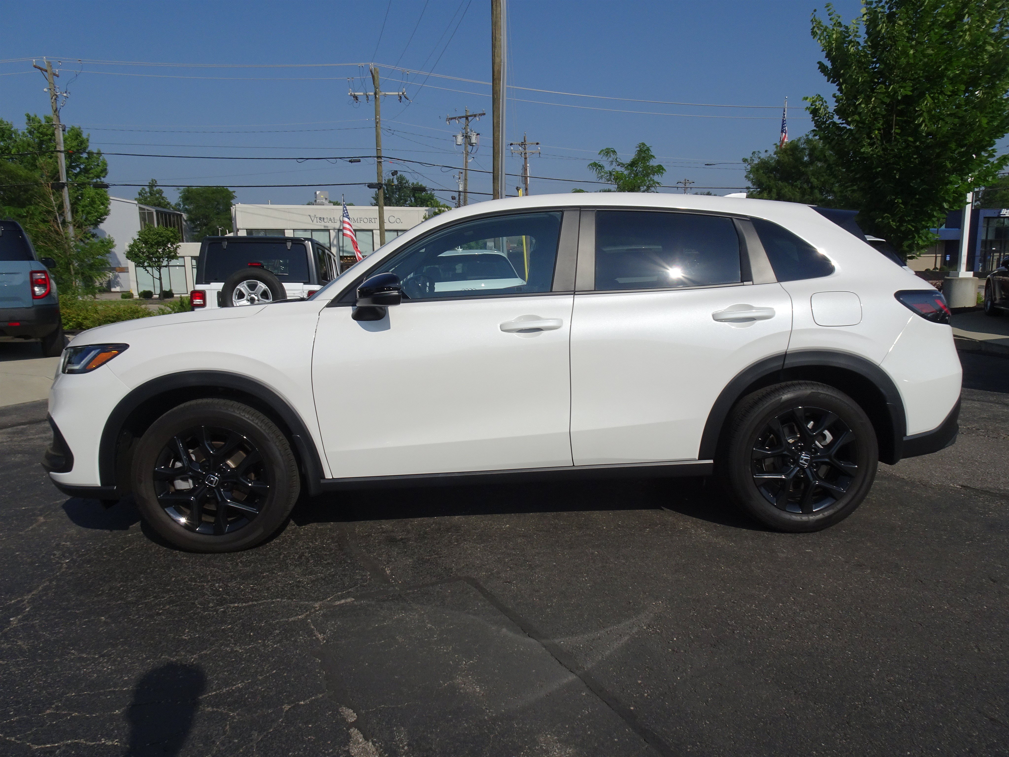 Used 2025 Honda HR-V Sport image 2