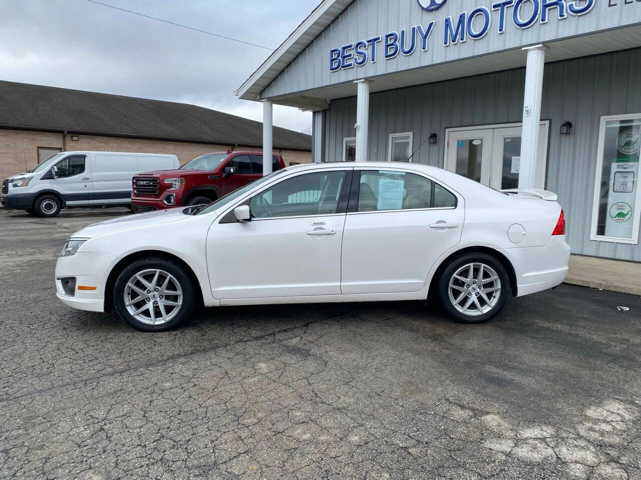 Used 2010 Ford Fusion SEL AWD/4WD image 2