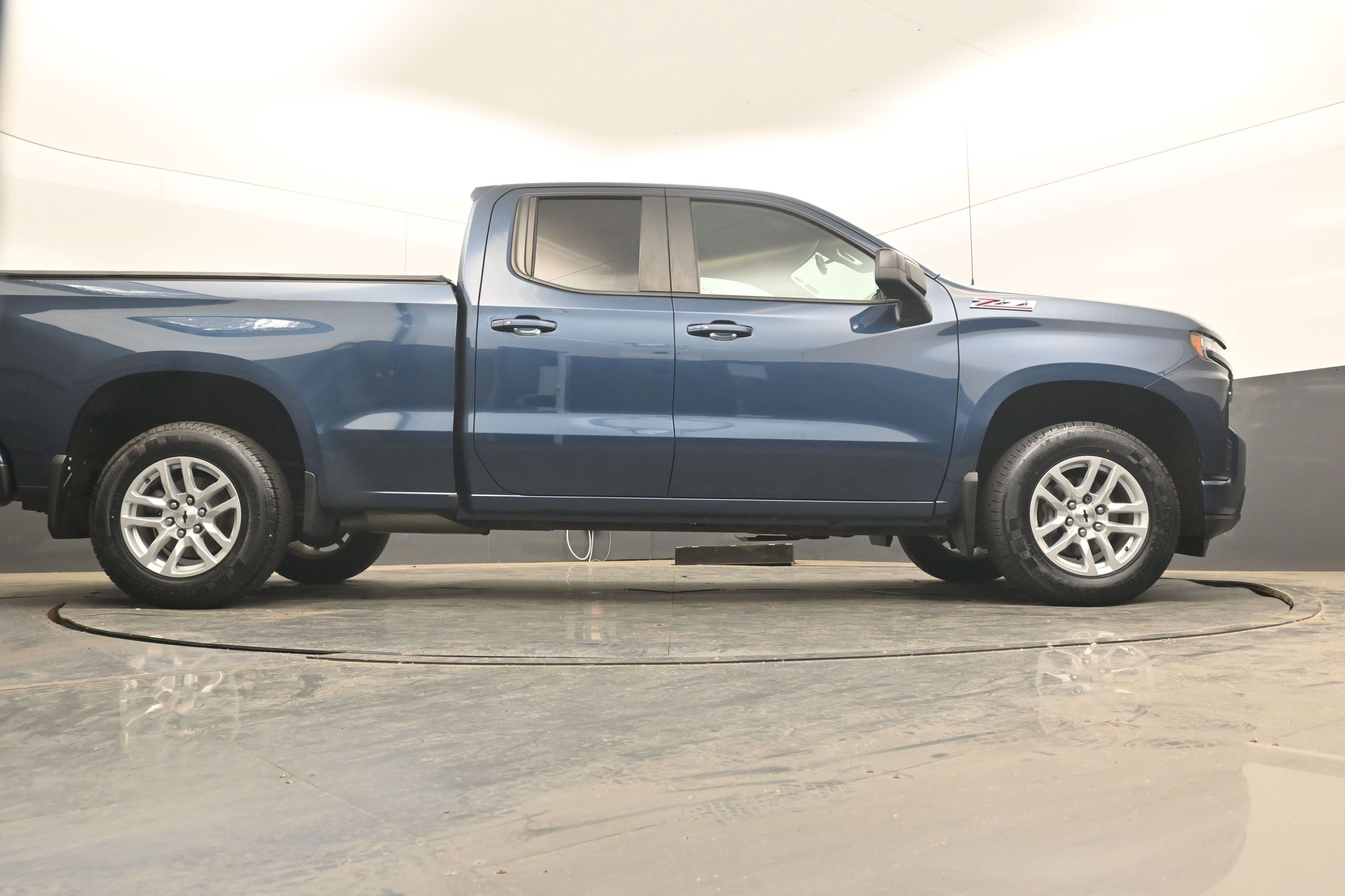 Used 2019 Chevrolet Silverado 1500 RST AWD/4WD image 24