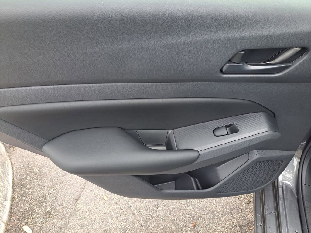 Used 2025 Nissan Altima 2.5 S image 9