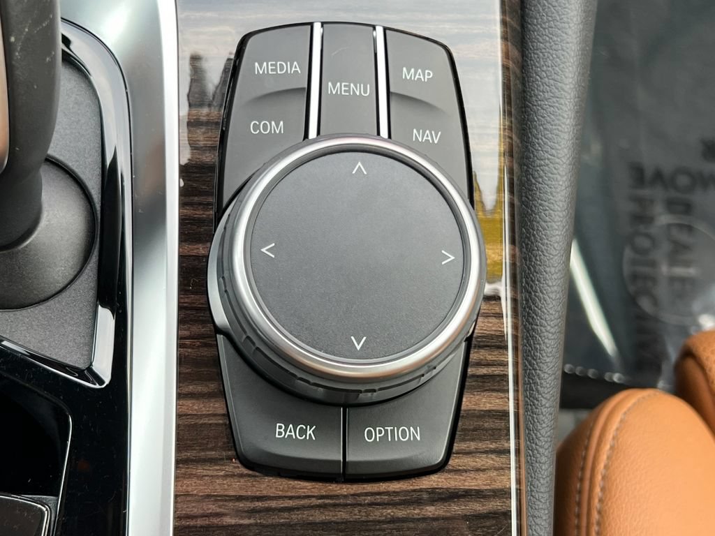 Used 2021 BMW 540i xDrive w/ Premium Package AWD/4WD image 33