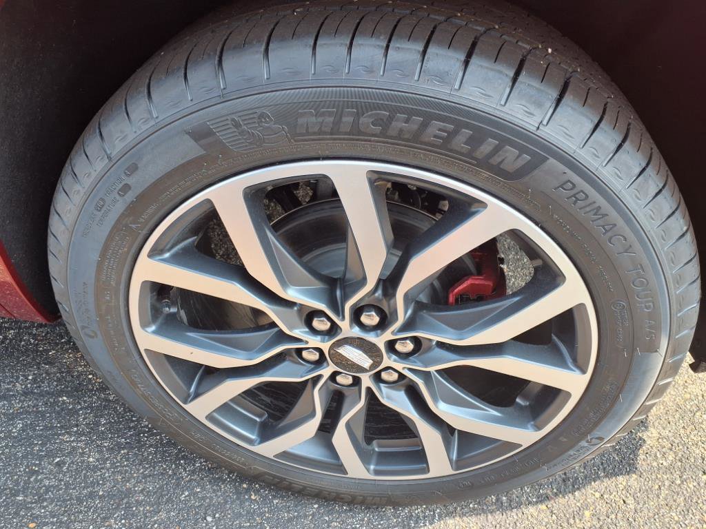 New 2025 Cadillac XT6 Sport w/ LPO, Floor Liner Package image 11