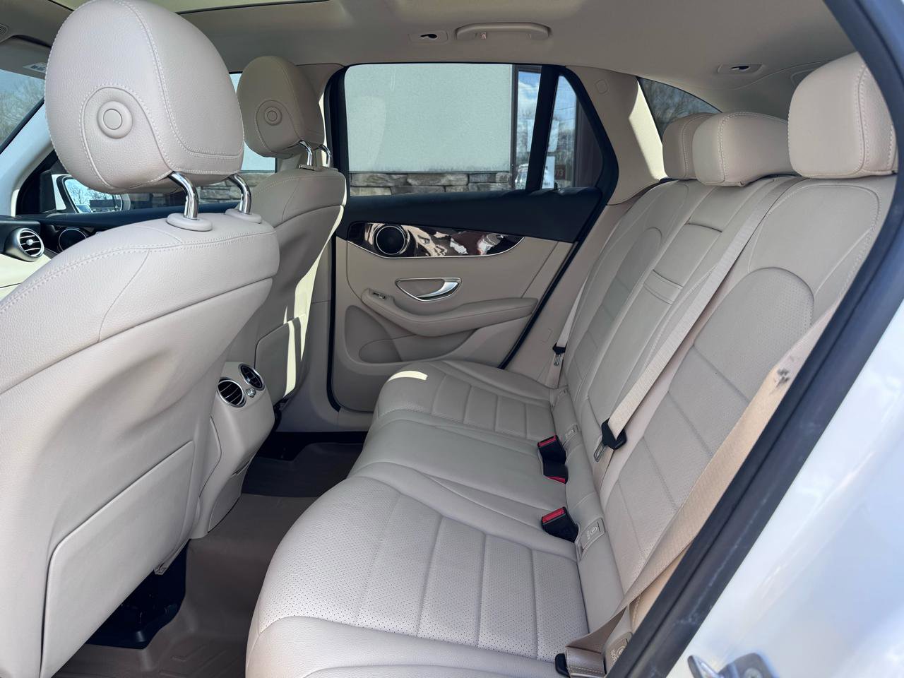 Used 2019 Mercedes-Benz GLC 300 image 13