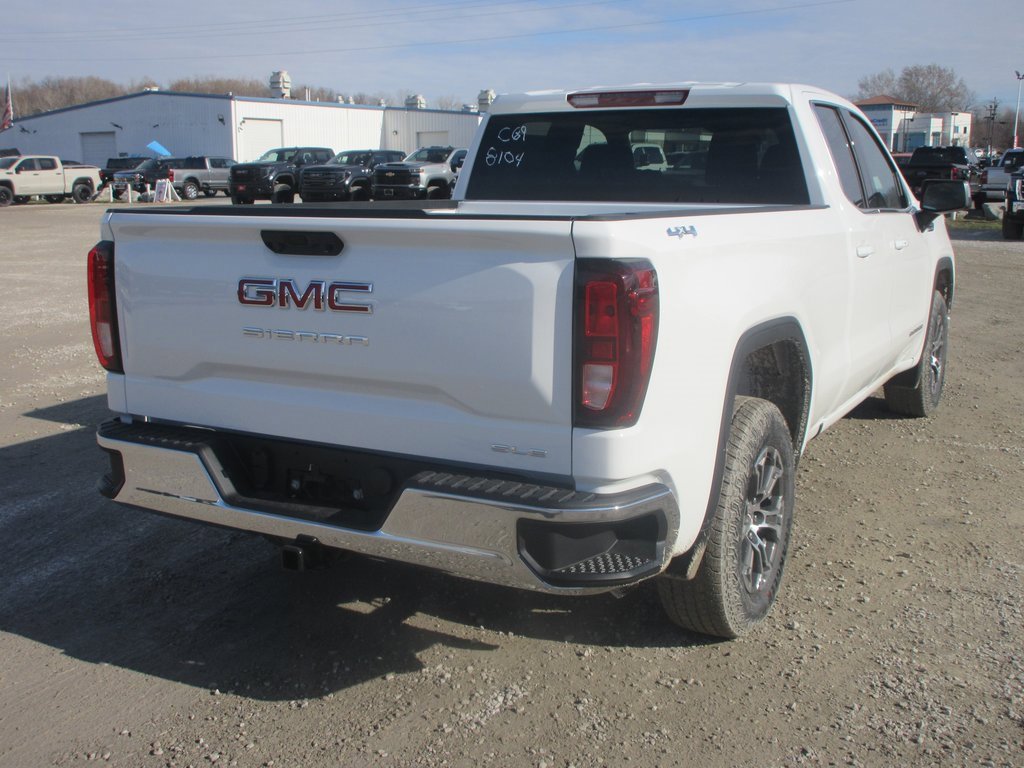 New 2026 GMC Sierra 1500 SLE image 5