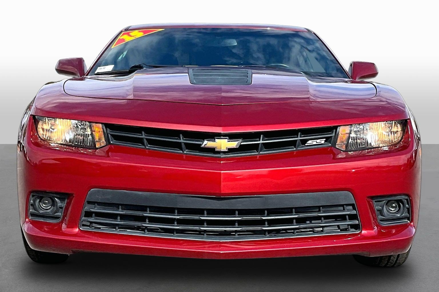 Used 2015 Chevrolet Camaro SS RWD image 3