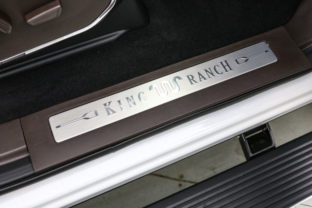 New 2026 Ford F350 King Ranch w/ Chrome Package image 29