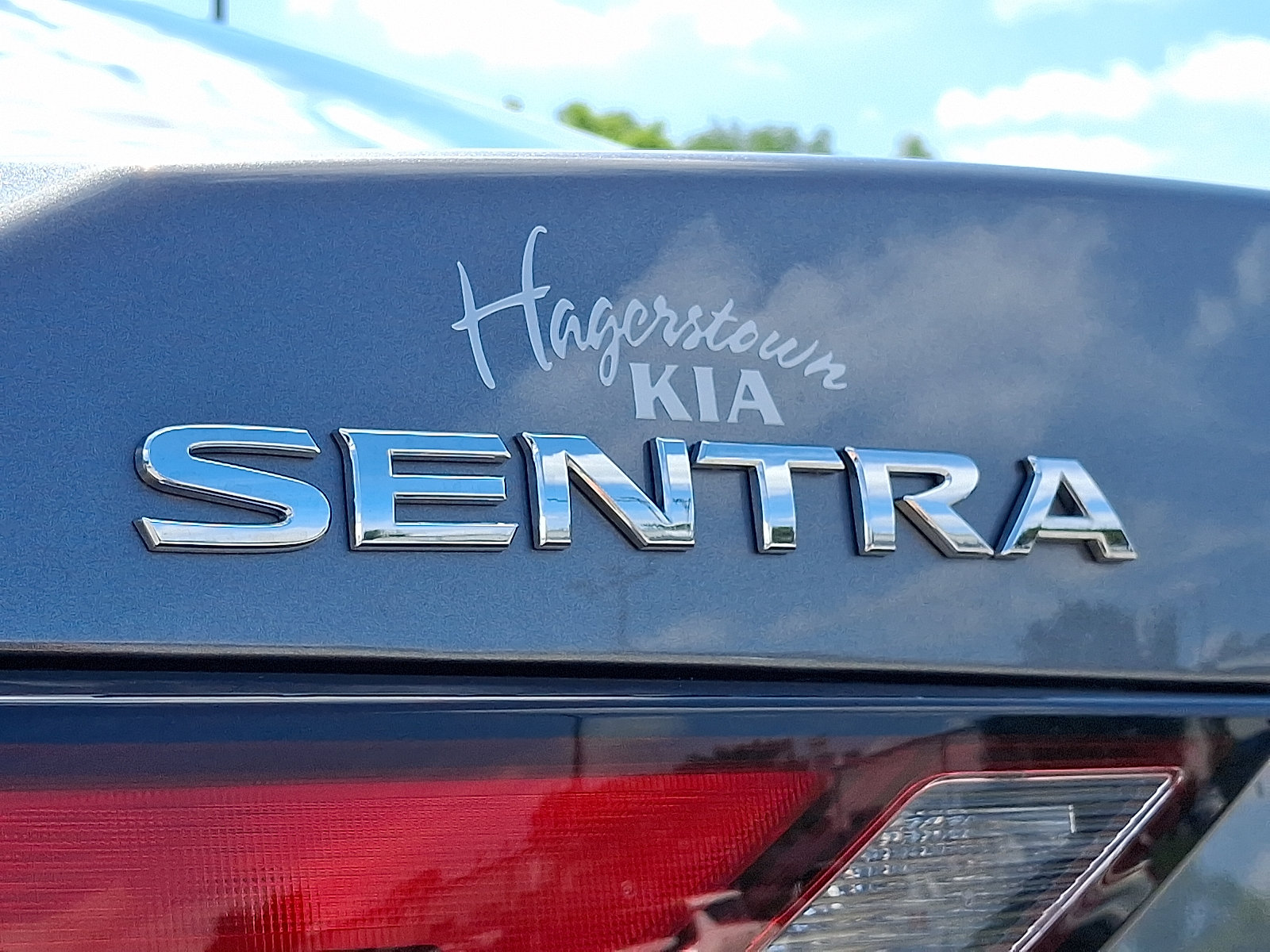 Used 2025 Nissan Sentra SV w/ All-Weather Package FWD image 30