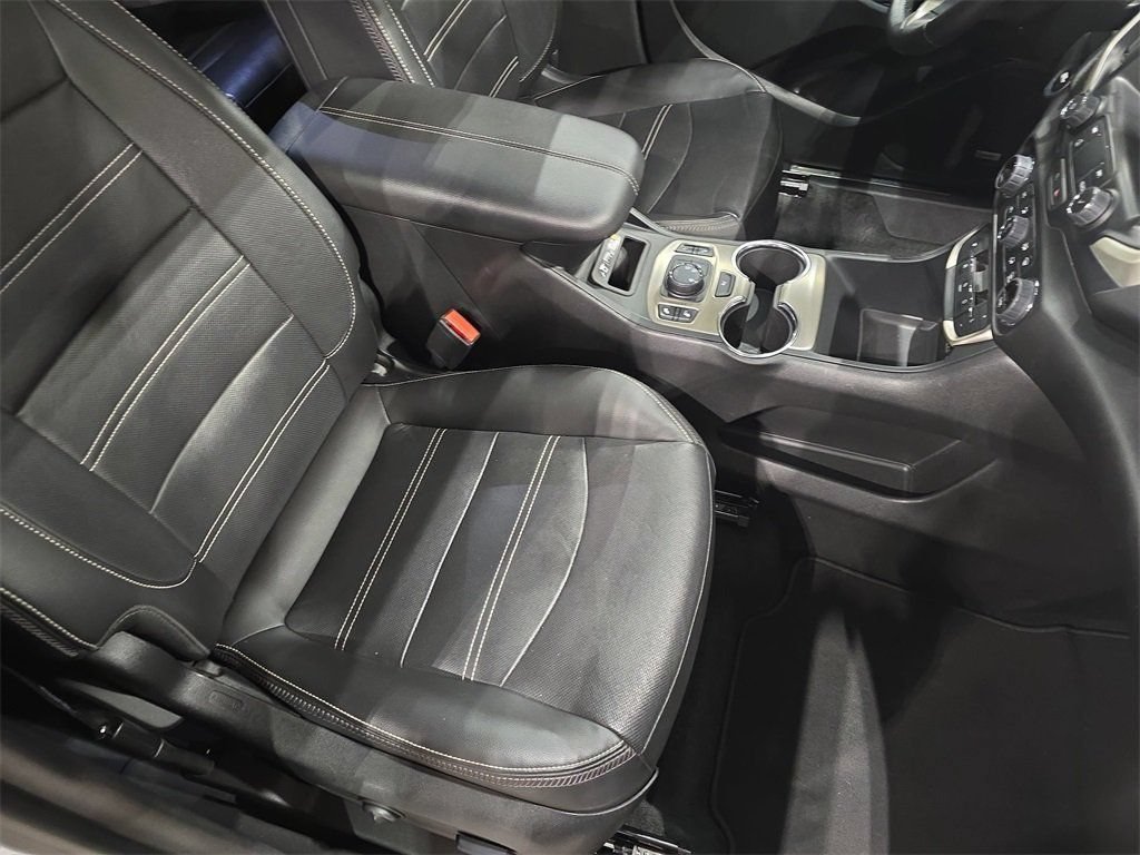 Used 2024 GMC Terrain Denali AWD/4WD image 10