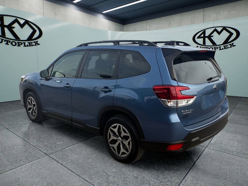 Used 2024 Subaru Forester Premium AWD/4WD image 4