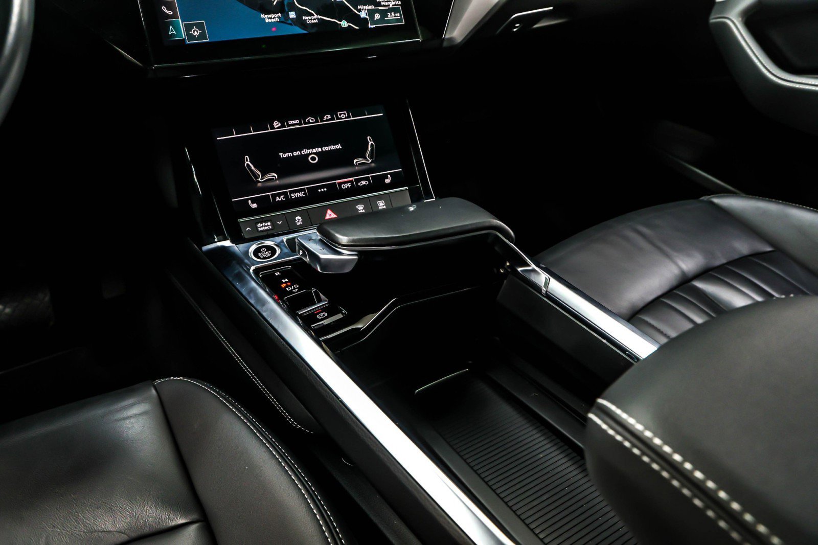 Used 2022 Audi e-tron Premium w/ Convenience Plus Package image 6