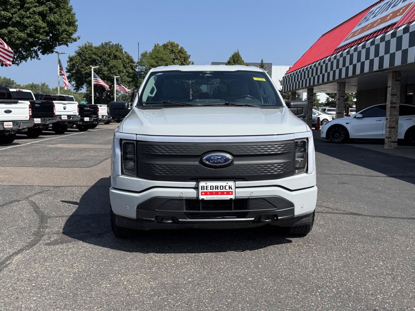 Used 2023 Ford F150 Lightning XLT AWD/4WD image 2