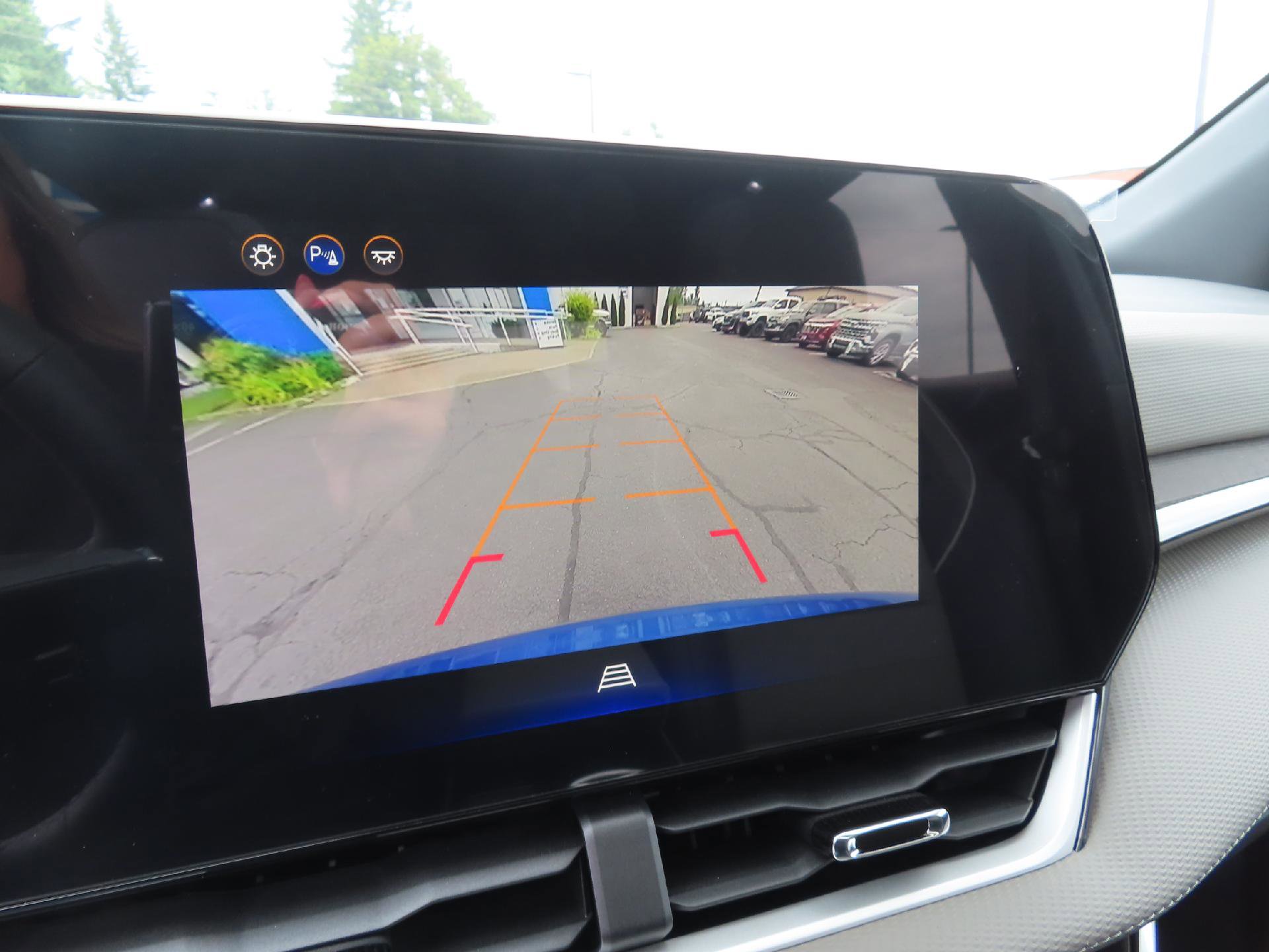 New 2025 Chevrolet Equinox LT w/ Convenience Package II image 29