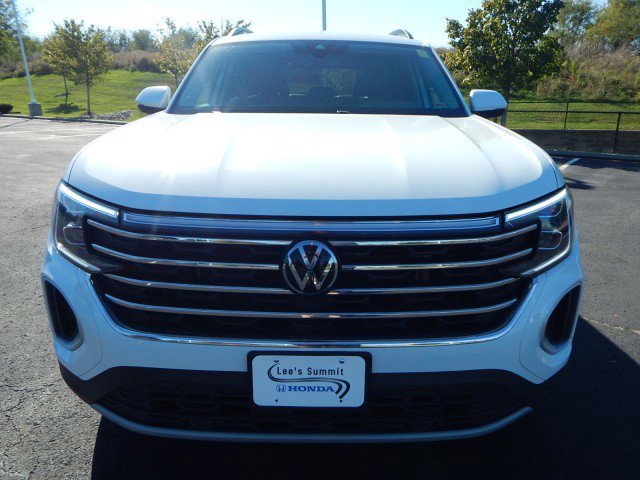 Used 2024 Volkswagen Atlas SE image 10