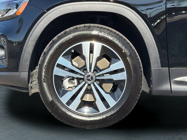 Certified 2025 Mercedes-Benz GLB 250 image 33