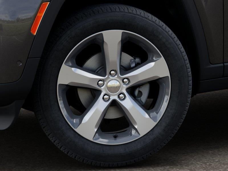 New 2026 Jeep Grand Cherokee Limited w/ Luxury Tech Group II RWD image 8