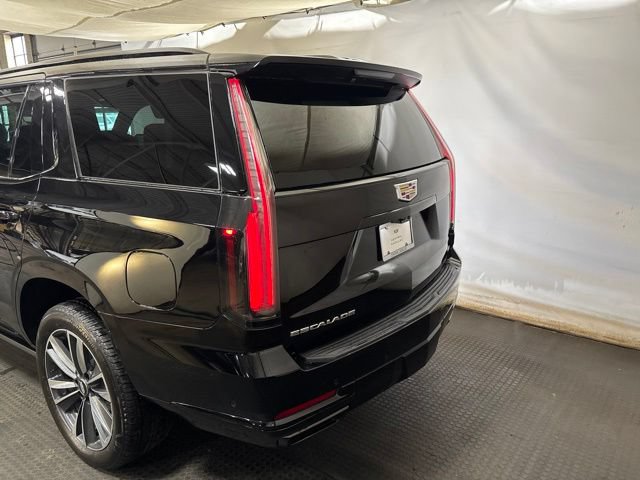 New 2026 Cadillac Escalade Sport w/ Touring Package AWD/4WD image 4