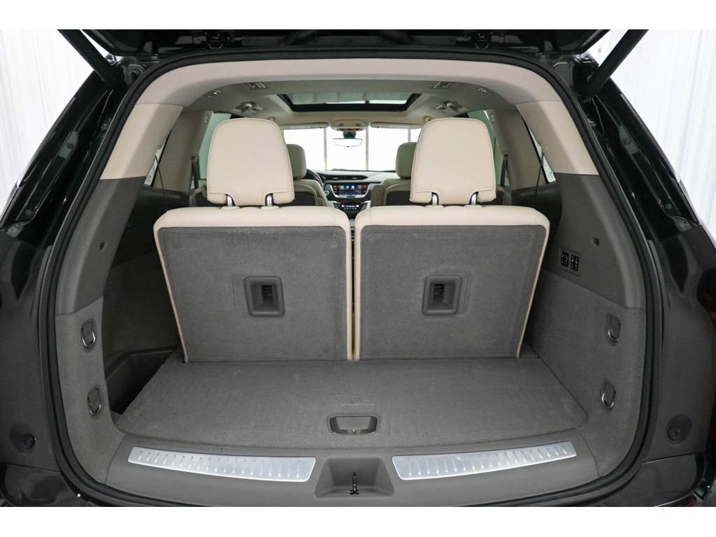 Used 2022 Cadillac XT6 Premium Luxury w/ Technology Package image 60